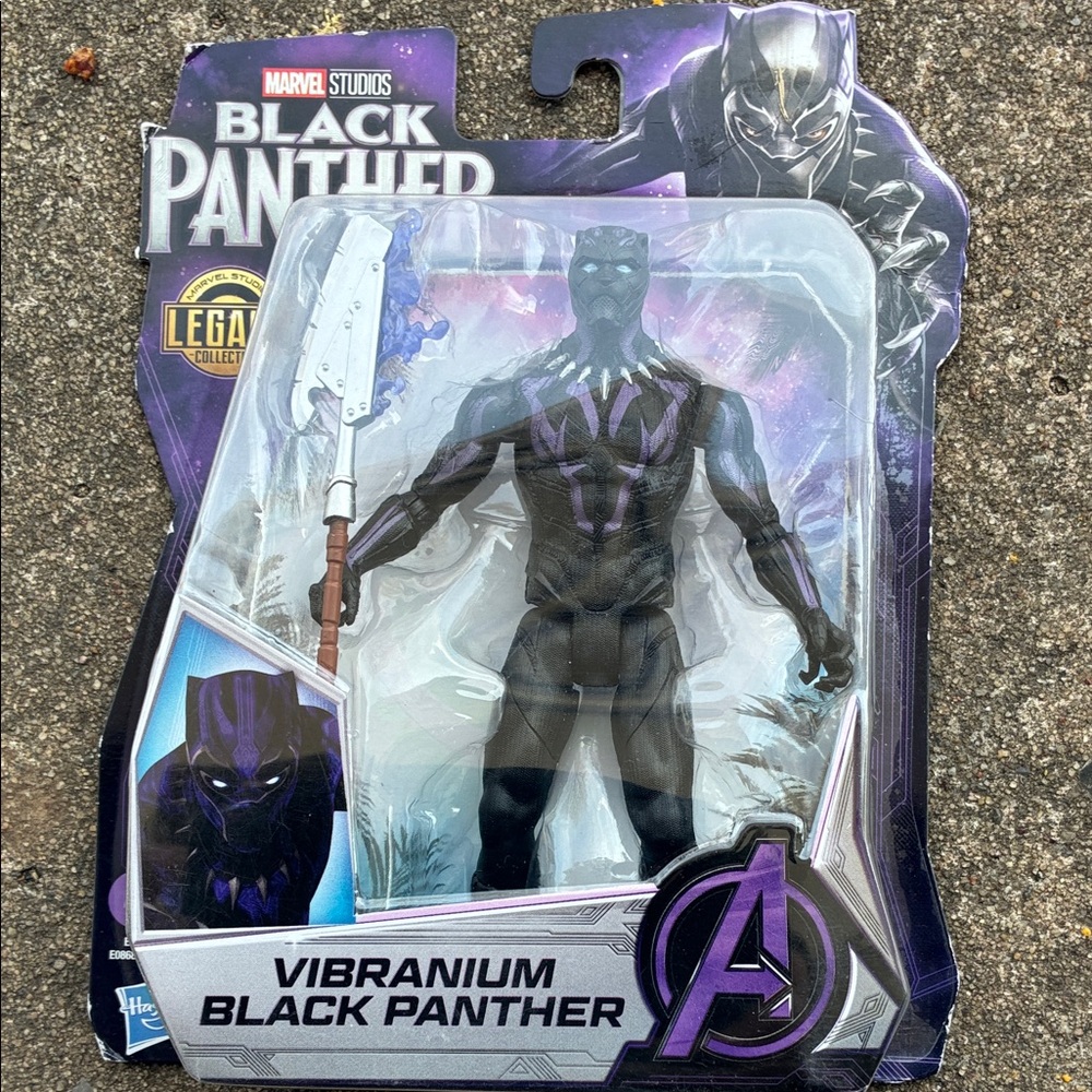 Marvel Black Panther Vibranium Figure with Purple Accents